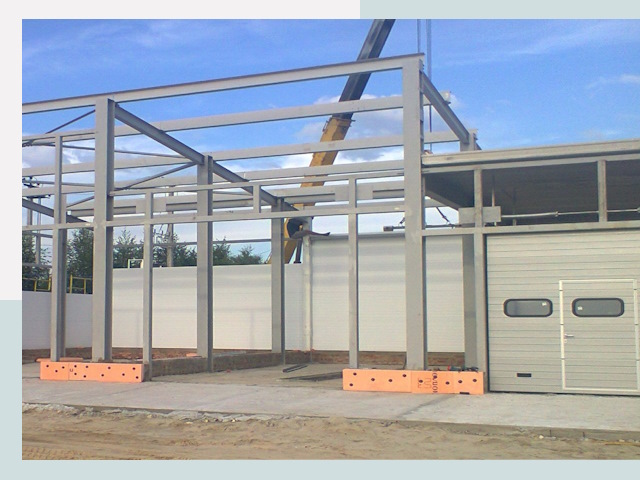 Строительство автосервисов от СтальСтрой-Злт по цене 619 руб.